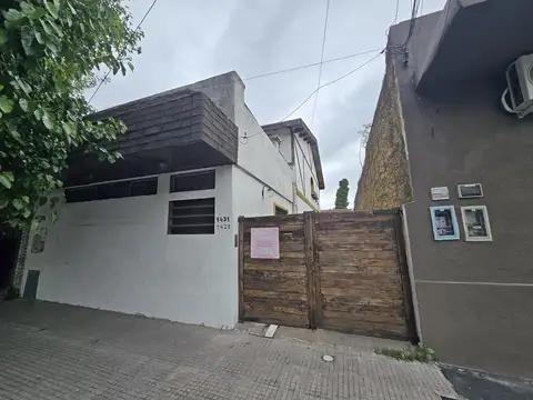 VENTA CASA 4 AMBIENTES EN VILLA ADELINA