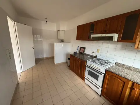 Departamento en Alquiler con 1 cocheras