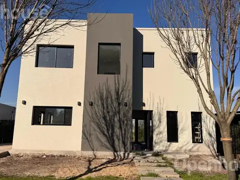 Casa en Venta en Santo Tomas, USD 233.000