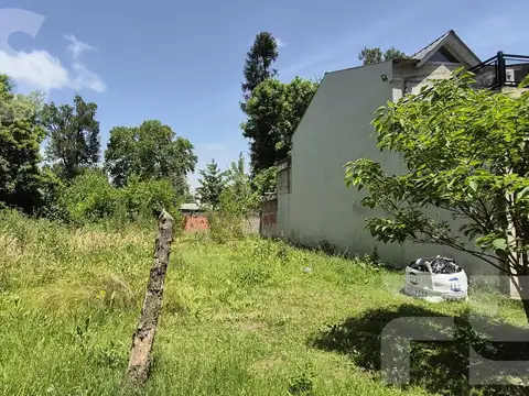 Terreno en Venta 20  mts Fondo
