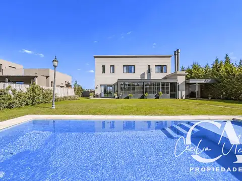 Casa en Venta de 5 dormitorios