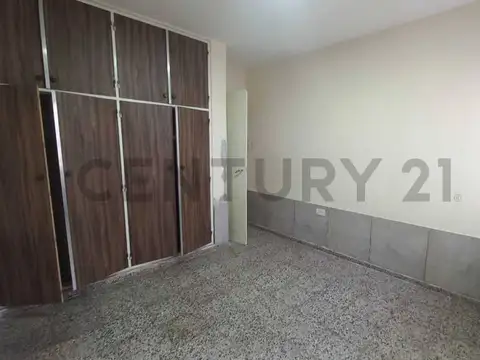 ITALIA , Piso 0
