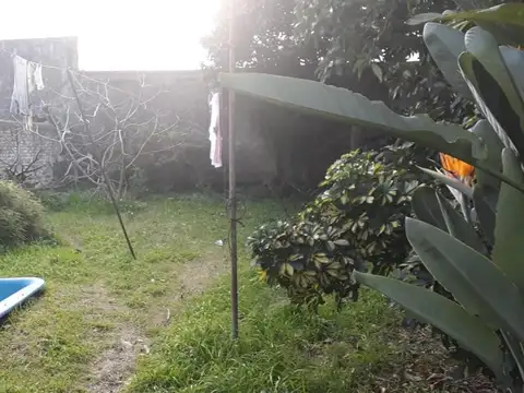 Casa 4 ambientes con 1 baño