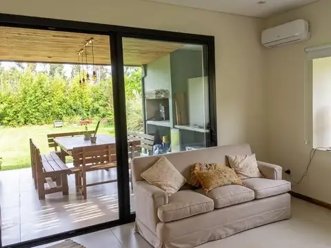 Casa en Venta en Pilar, USD 400.000