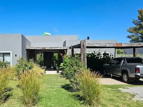 Casa en venta en Chacras del Ocho, al lado de Pilará