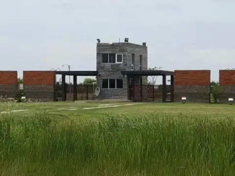 Terreno en Venta en Mar Del Tuyu, USD 20.000