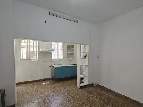Casa en Alquiler con 1 cochera