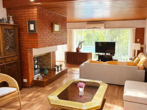 Venta Casa En Barrio Santa Rita Oportunidad