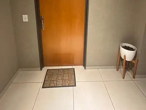 Departamento en Alquiler en Villa Pueyrredon, $ 850.000