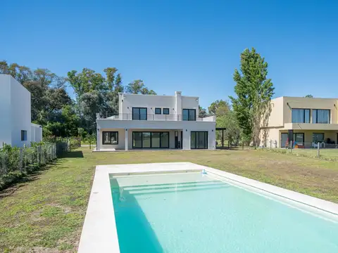 Casa en Alquiler A Estrenar