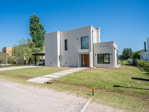 Casa en Alquiler de 2 dormitorios