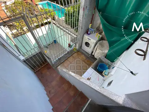 Depto Tipo Casa en Venta con 1 cocheras