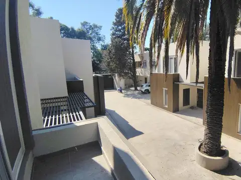 Gorostiaga e/ Del Mangrullo y Del Ombu