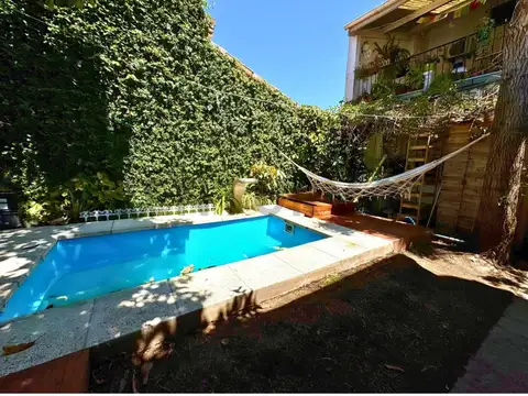 Casa en venta Tigre centro con 4 dormitorios con pileta APTO CREDITO