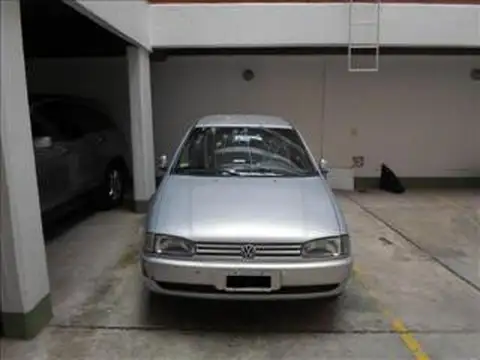 MAIPU AV. al 3800 entre DEBENEDETT y GARDEL CAR