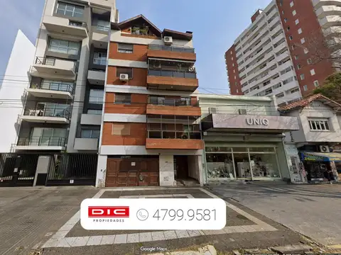 Cochera venta en Olivos