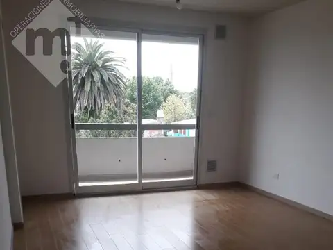 Departamento en Alquiler al Este