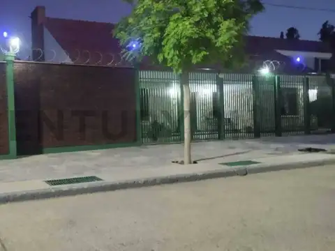 CASA EN GRAL GUTIERREZ MAIPU