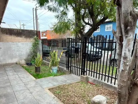 Casa en Venta en Haedo, USD 80.000