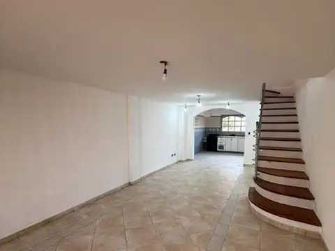 Casa en ALQUILER - Villa Raffo
