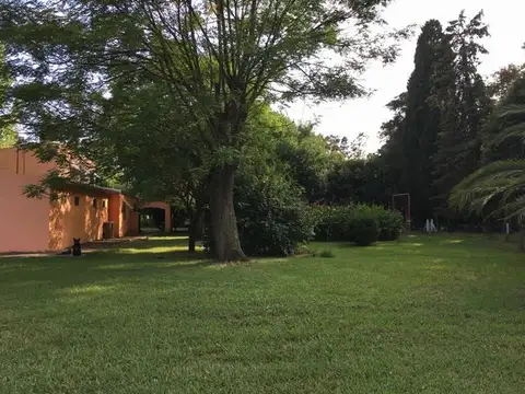 Campo en Venta con Alambrado