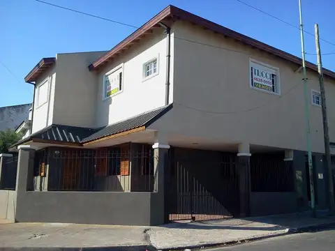 Donato Alvarez , Piso 1