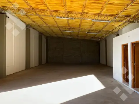 Alquiler galpon 200 m2 - B.° Villa Paur - San Martín de los Andes