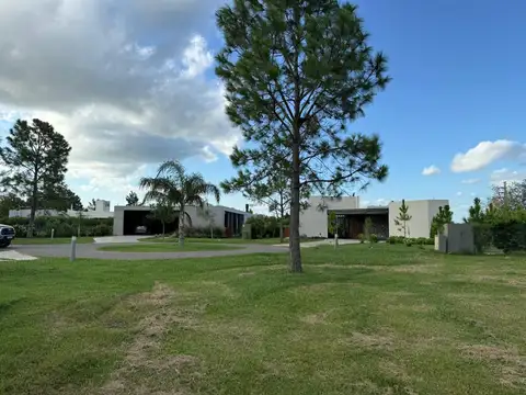 Terreno en Venta de 1051,0 m2