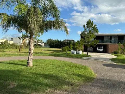 Terreno en Venta de 1051,0 m2