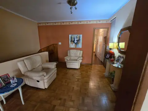 Depto Tipo Casa en Venta de 4 ambientes