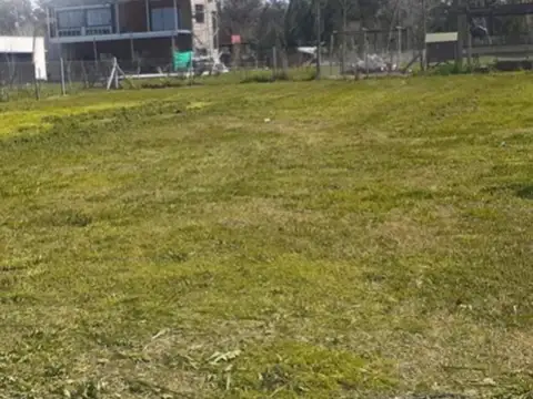 TERRENO EN VENTA 221 y 502 - ABASTO BARRIO LA MATERA