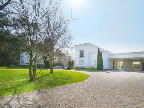 Venta Casa Lujan Club de Campo la Colina