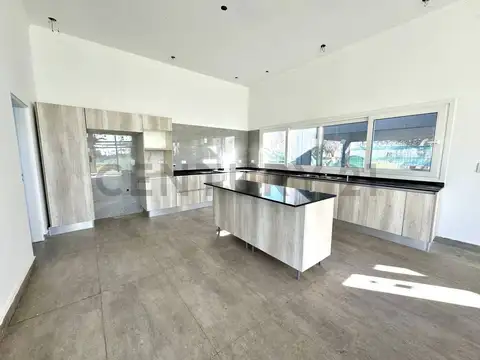 Casa en Venta en Funes, USD 330.000