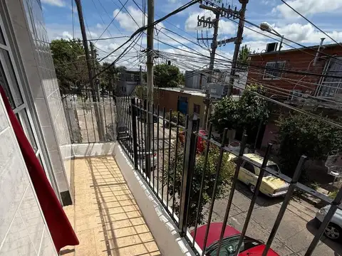 PH EN PLANTA ALTA DOS AMBIENTES 