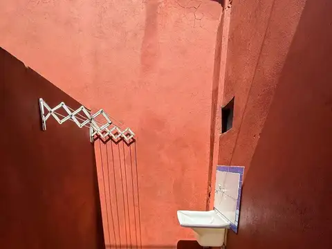 Depto Tipo Casa en Alquiler de 2 ambientes