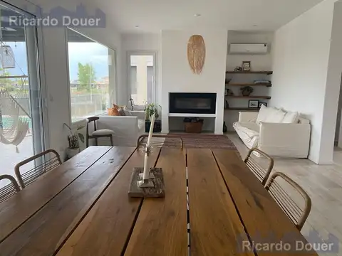 Casa en Alquiler en El Cantón, USD 5.500