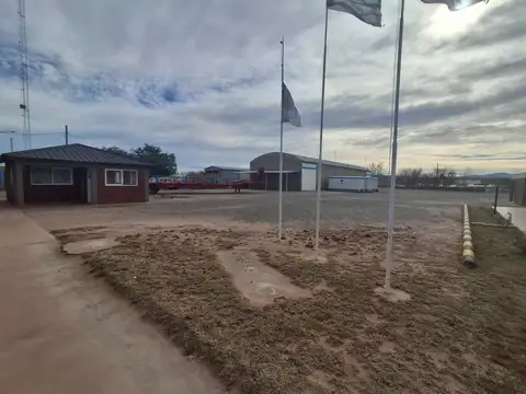 Alquilo base en Rincón de los Sauces.