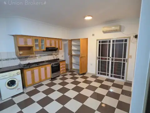 Depto Tipo Casa en Alquiler de 2 ambientes