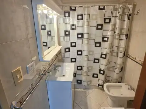 Depto Tipo Casa 2 ambientes con 1 baño