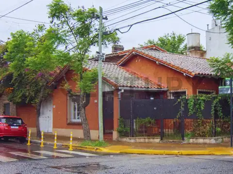 Casa en venta en Victoria – 3 dormitorios, 3 baños, cochera, terraza y patio