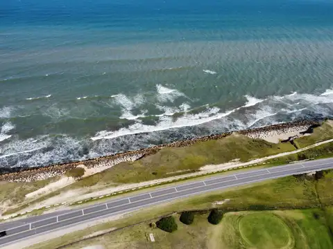 MIRAMAR LINKS