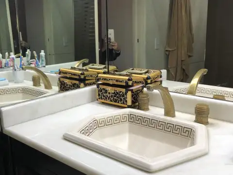 Casa - Alquiler Temporal Casa 5 Ambientes con Dependencia, Parrilla y Piscina