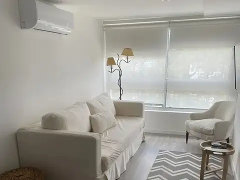 Apartamento en venta c/ cochera en Cantegril