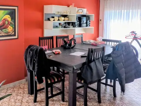 VENTA DEPARTAMENTO 4 AMBIENTES MONTE CASTRO