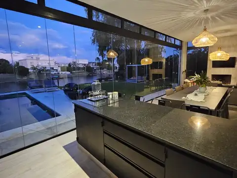 Venta Casa Los Alisos al Lago, Nordeta 