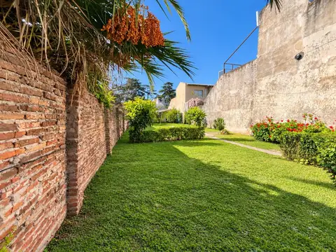 Terreno en Venta, FOT 1,5