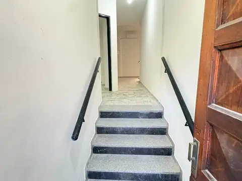 Depto Tipo Casa en Venta 33 años