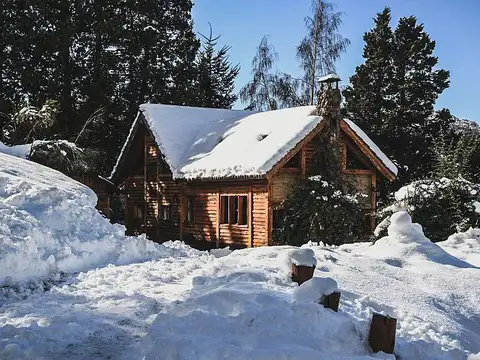 Oportunidad Comercial o Desarrollo en Bariloche - Complejo de Cabañas