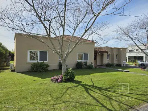 Casa estilo campo con pileta, Barrio San Matías, Maschwitz