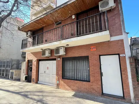 PH tipo Casa en Monte Castro venta